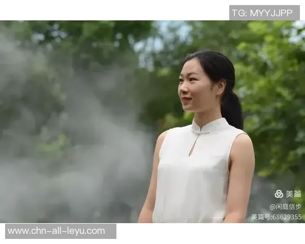 晨光下的足球梦幻妆容让你在赛场上绽放独特魅力与活力